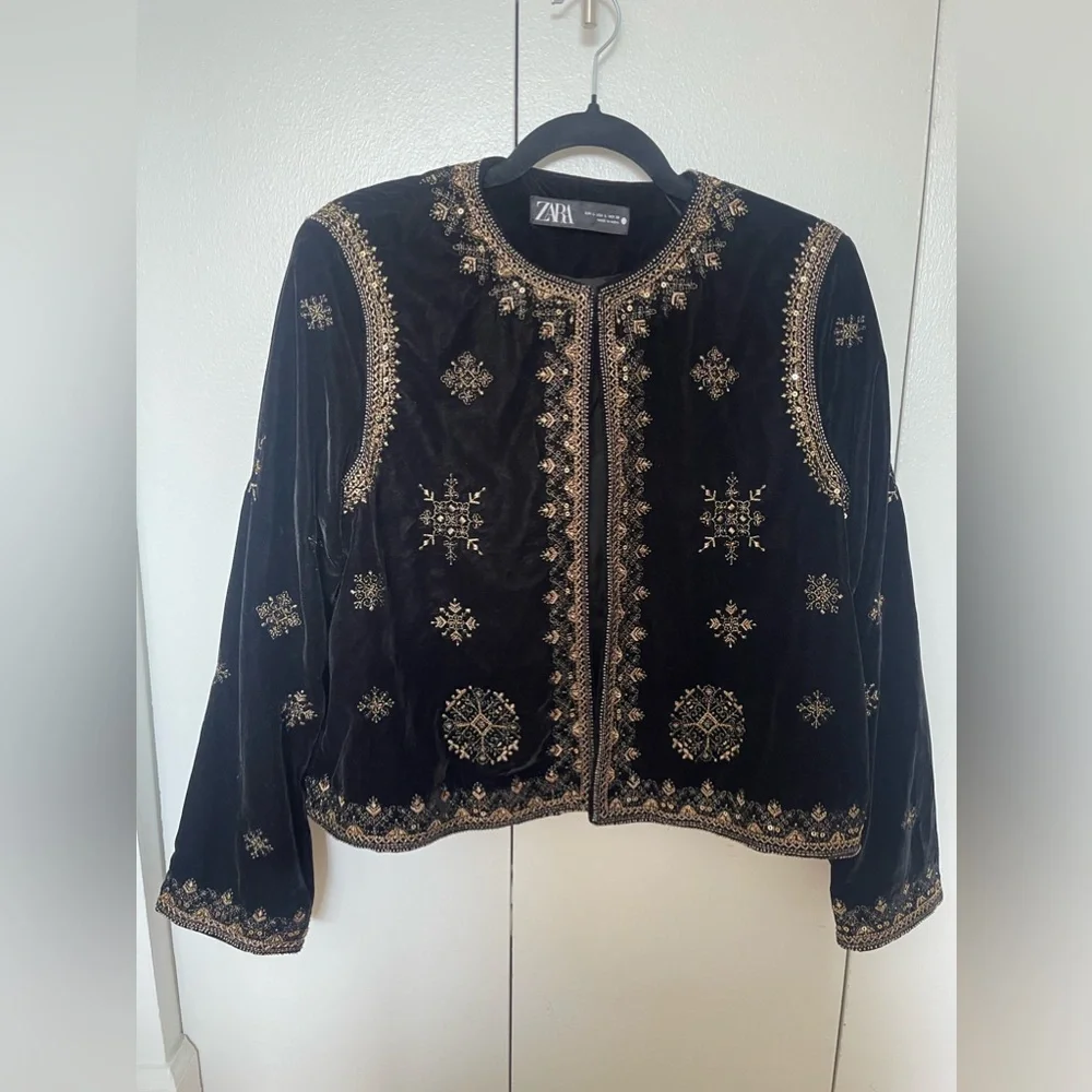 Zara Black Velvet Blazer with Gold Embellishments - Picture 3 of 7